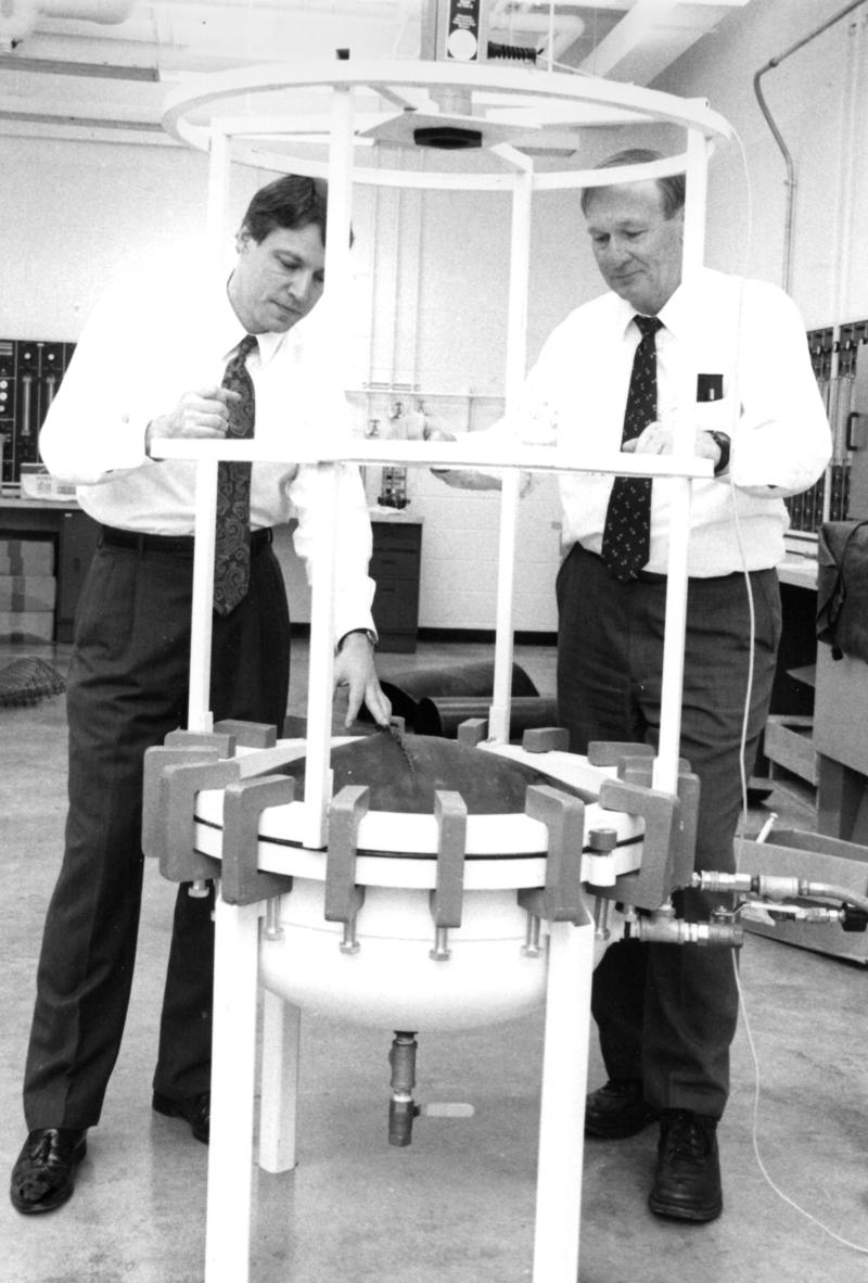 Professors Tim Stark (left) and Barry Dempsey, 1999